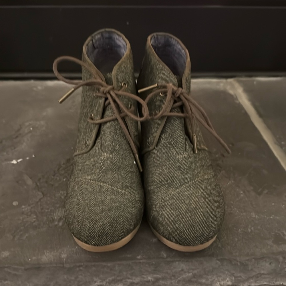 Tom’s Women’s Wedge Booties